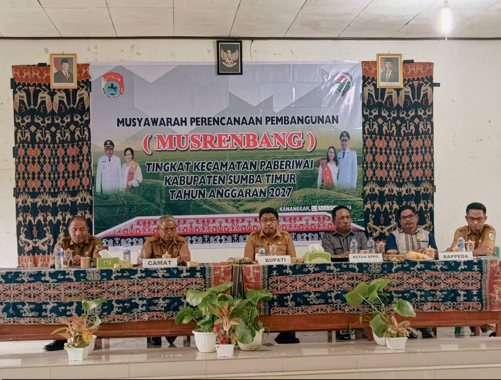 Penanganan Stunting dan Peningkatan Ekonomi Masyarakat Menjadi Atensi Bupati Umbu Lili Pada Musrenbang Kecamatan Paberiwai