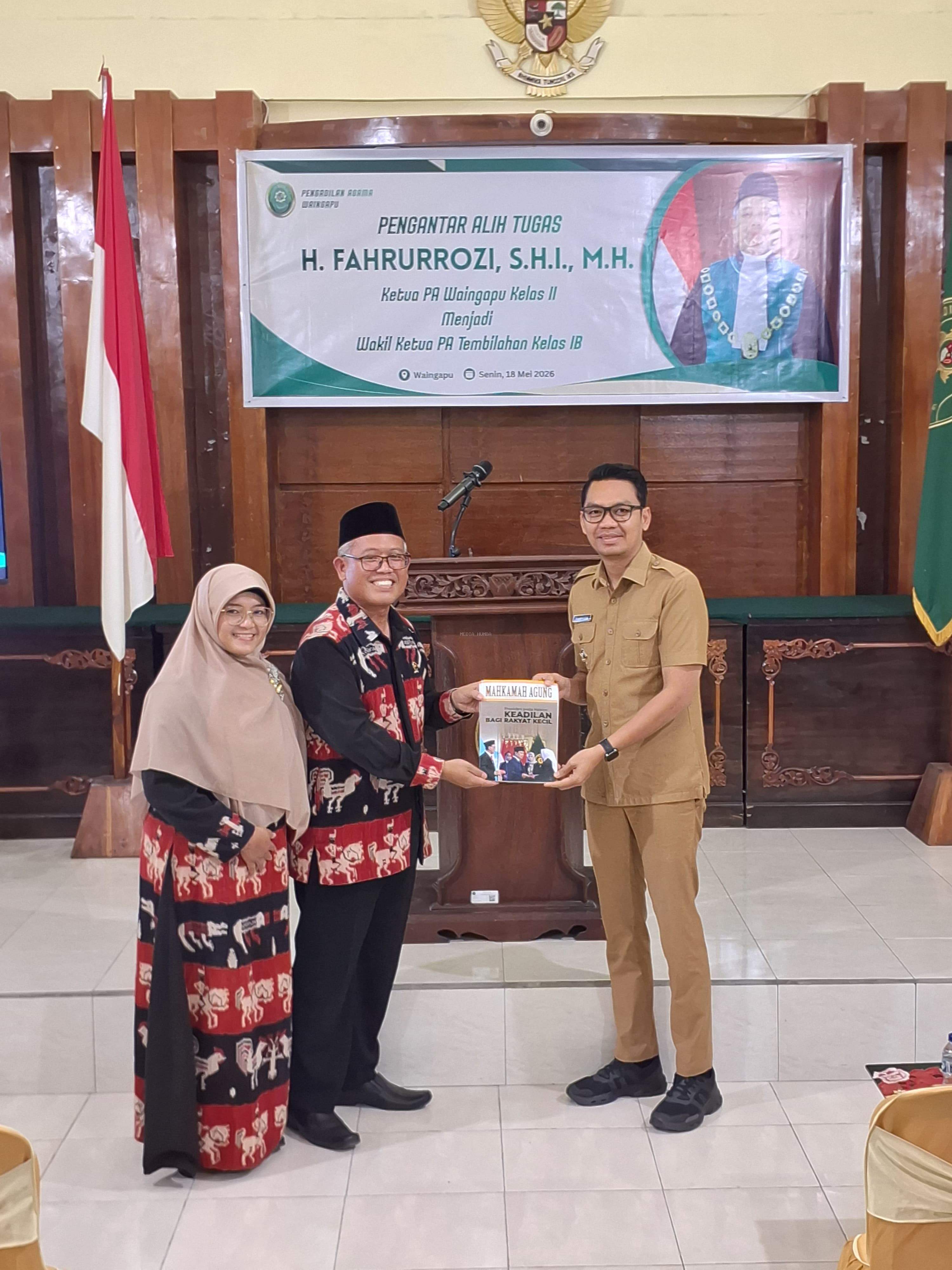 Acara Pengantar Alih Tugas Ketua Pengadilan Agama Waingapu Turut Dihadiri Wakil Bupati Sumba Timur