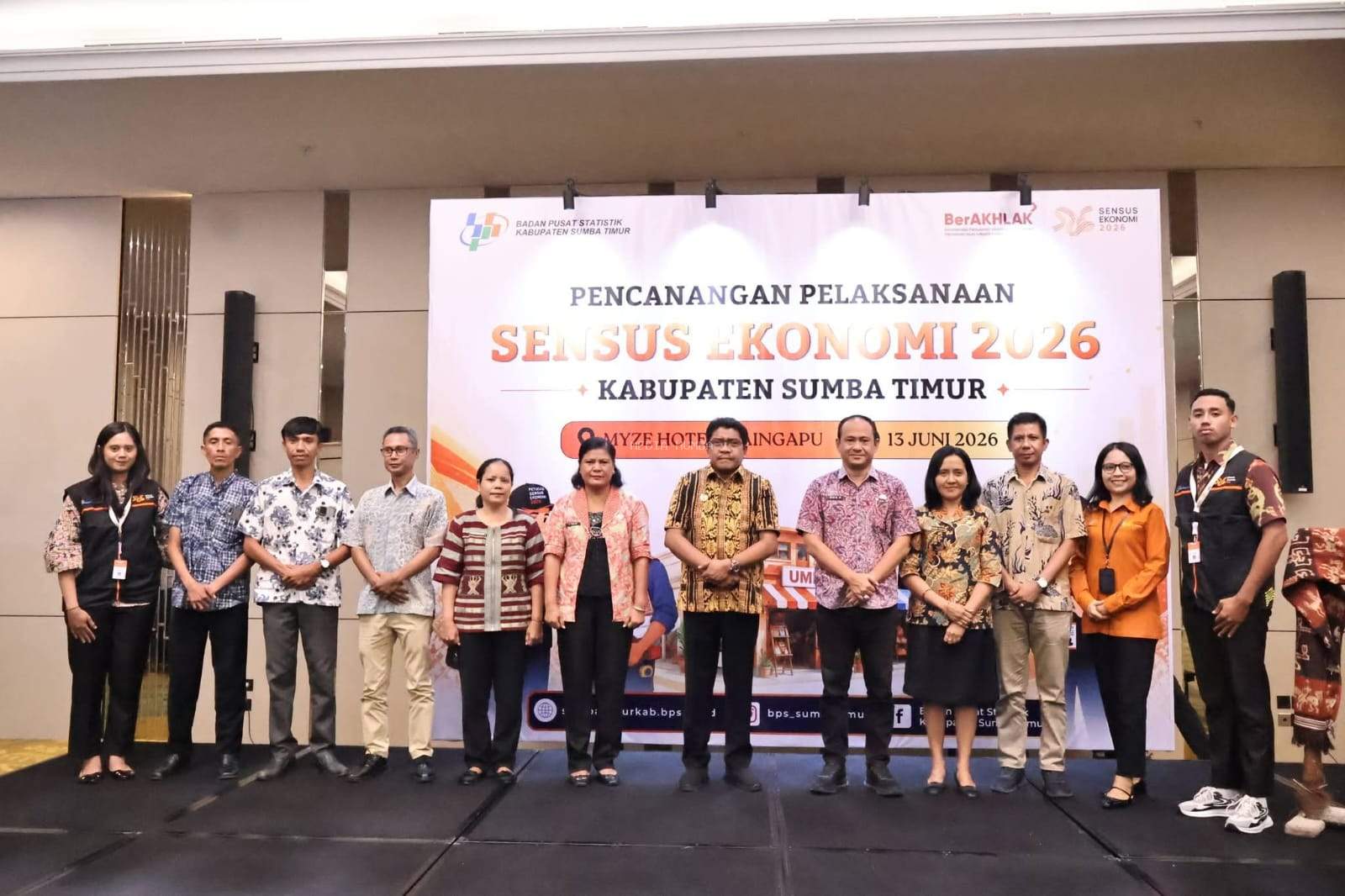 Pelatihan Petugas Lapangan Sensus Ekonomi 2026 Resmi Ditutup, Bupati Sumba Timur Berpesan Untuk Hasilkan Data Ekonomi Yang Akurat Dan Berkualitas
