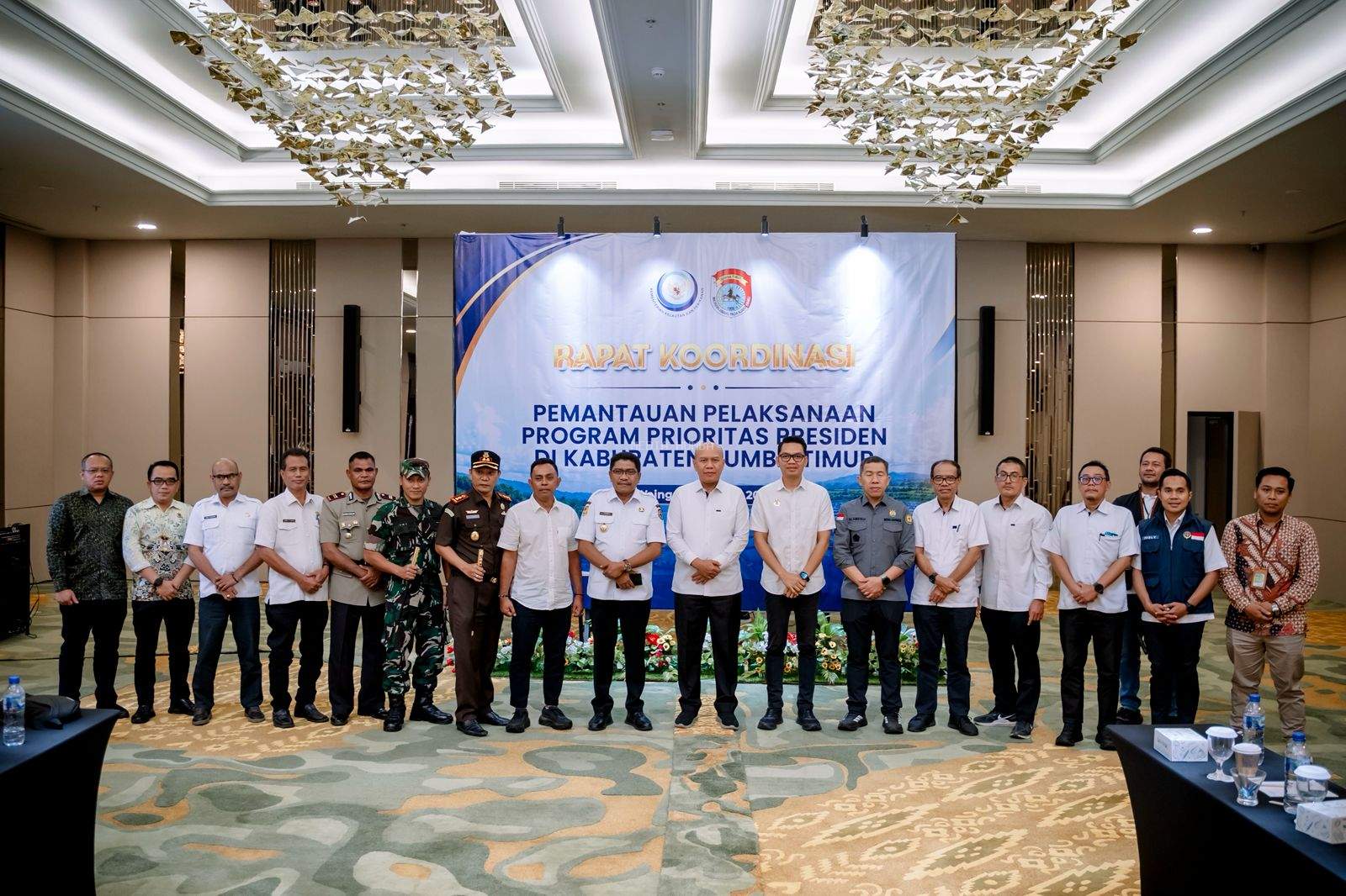 BUPATI DAN WAKIL BUPATI SUMBA TIMUR IKUTI RAPAT KOORDINASI PEMANTAUAN PROGRAM PRIORITAS PRESIDEN BIDANG KELAUTAN DAN PERIKANAN  