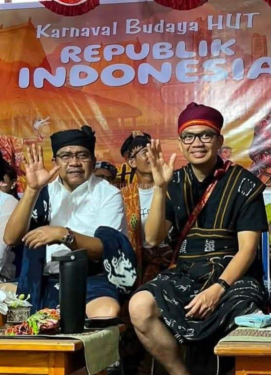 Pawai Karnaval Hari Kedua di Sumba Timur, Dimeriahkan Dengan Atraksi Budaya Dari Berbagai Etnis Nusantara dan Instansi Pemerintah*